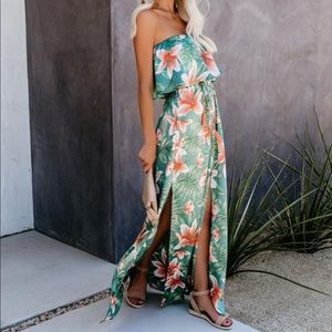 NWT Eucalyptus strapless slit maxi dress